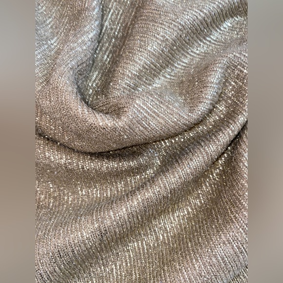 Meet your Posher, Amina - Picture 6 of 6